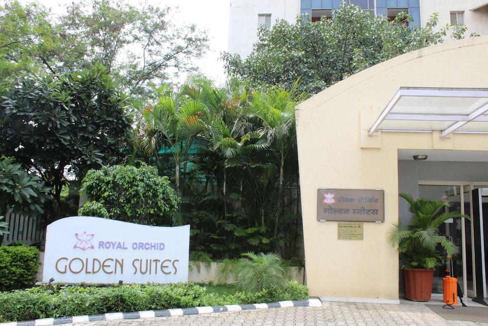 Royal Orchid Golden Suites Pune Exterior foto