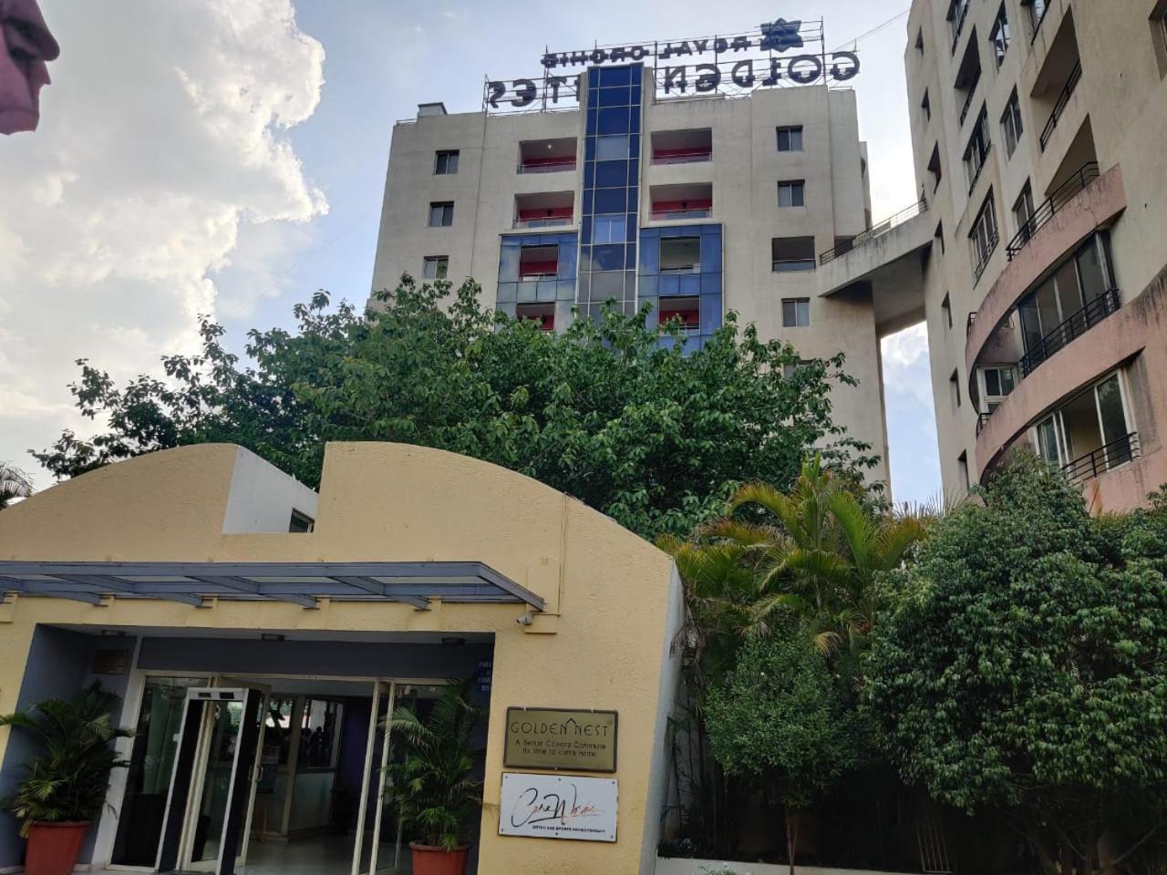 Royal Orchid Golden Suites Pune Exterior foto