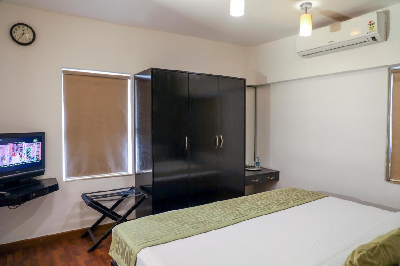 Royal Orchid Golden Suites Pune Exterior foto